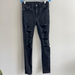 American eagle Black hi rise distressed jeggings women’s size 2